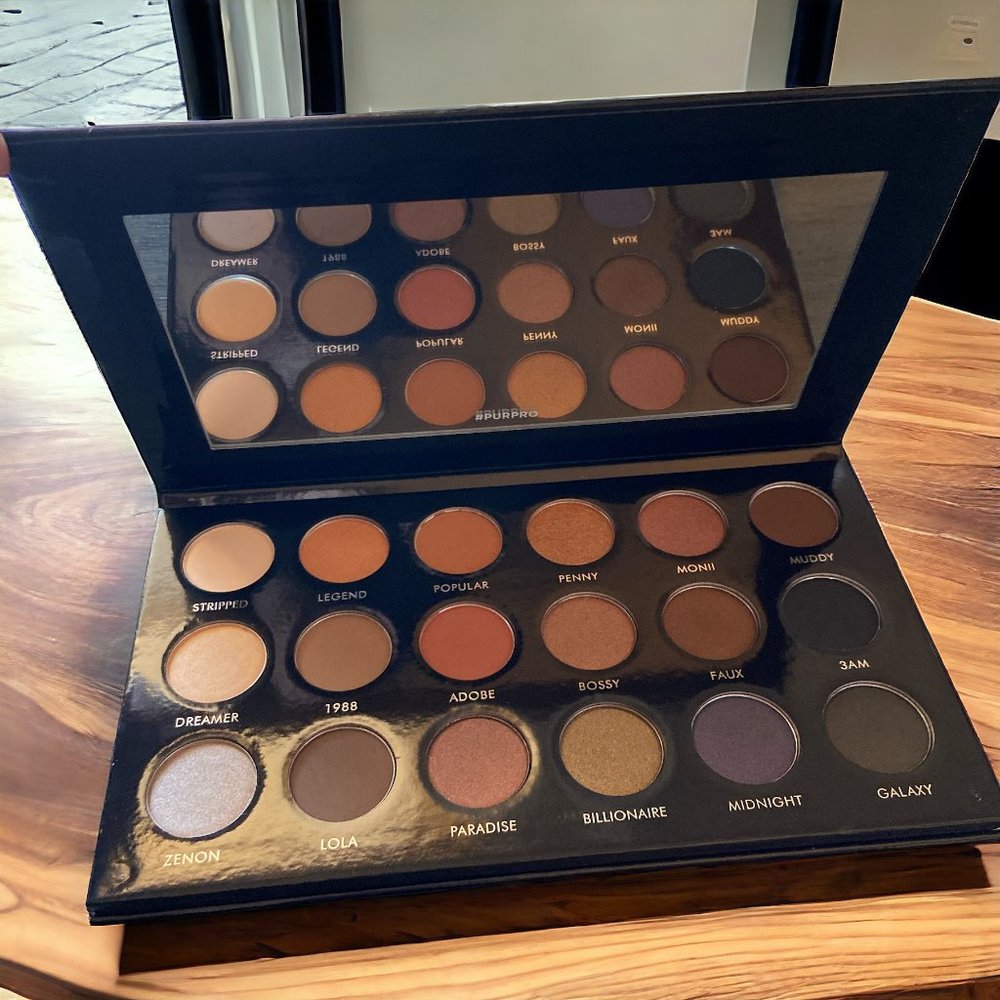 PUR Pro X Etienne Eyeshadow Palette 18 Shades